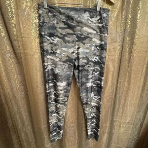 Onzie Flow High Rise Legging Marble Camo Yoga Leggings Large